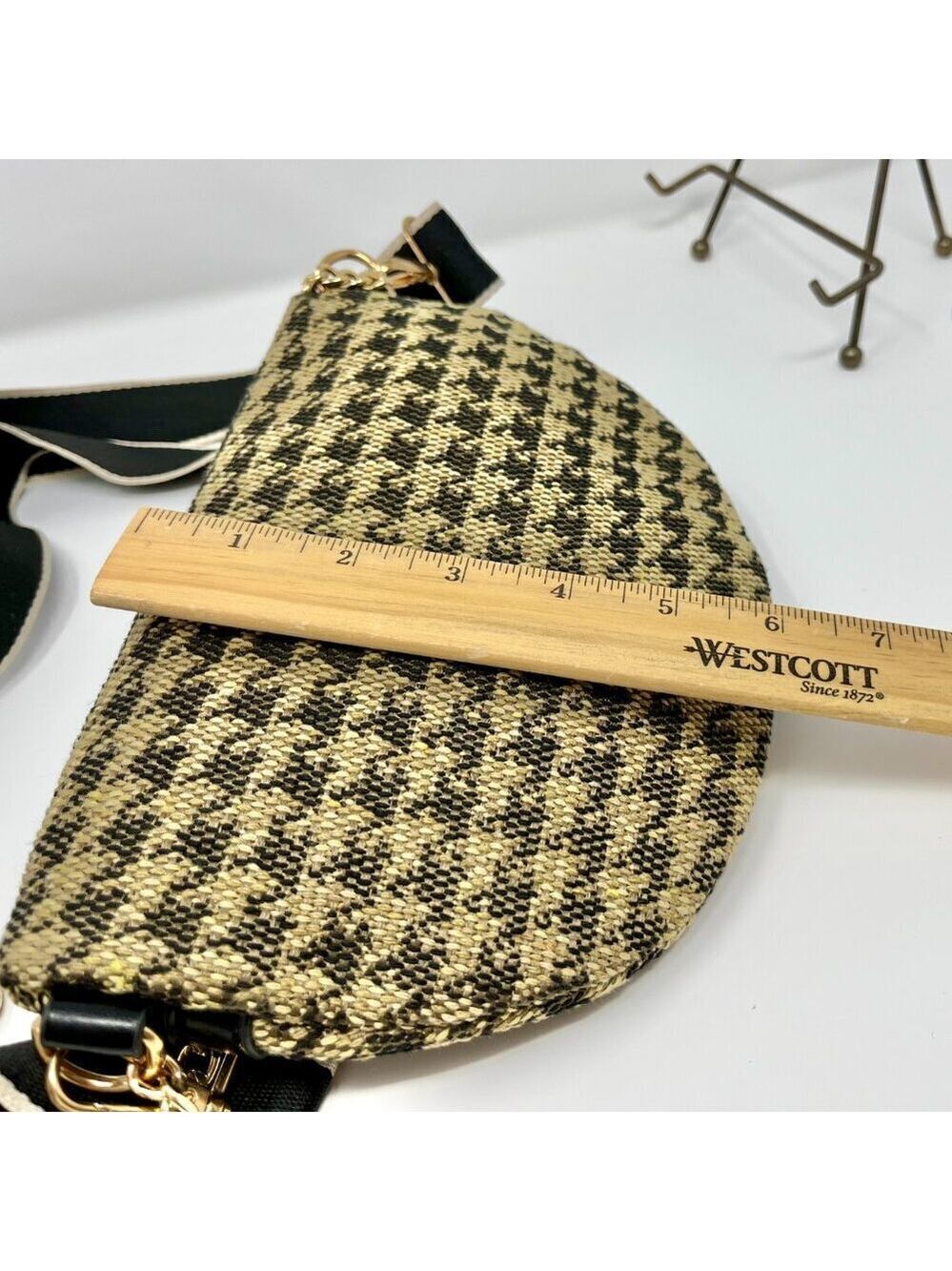 Cahres & Heka  Designer Crossbody Houndstooth Print Canvas Bag - Picture 11 of 14